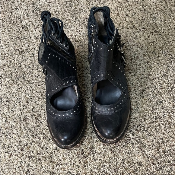 Women's Black Studded Ankle Boots - Picture 1 of 5